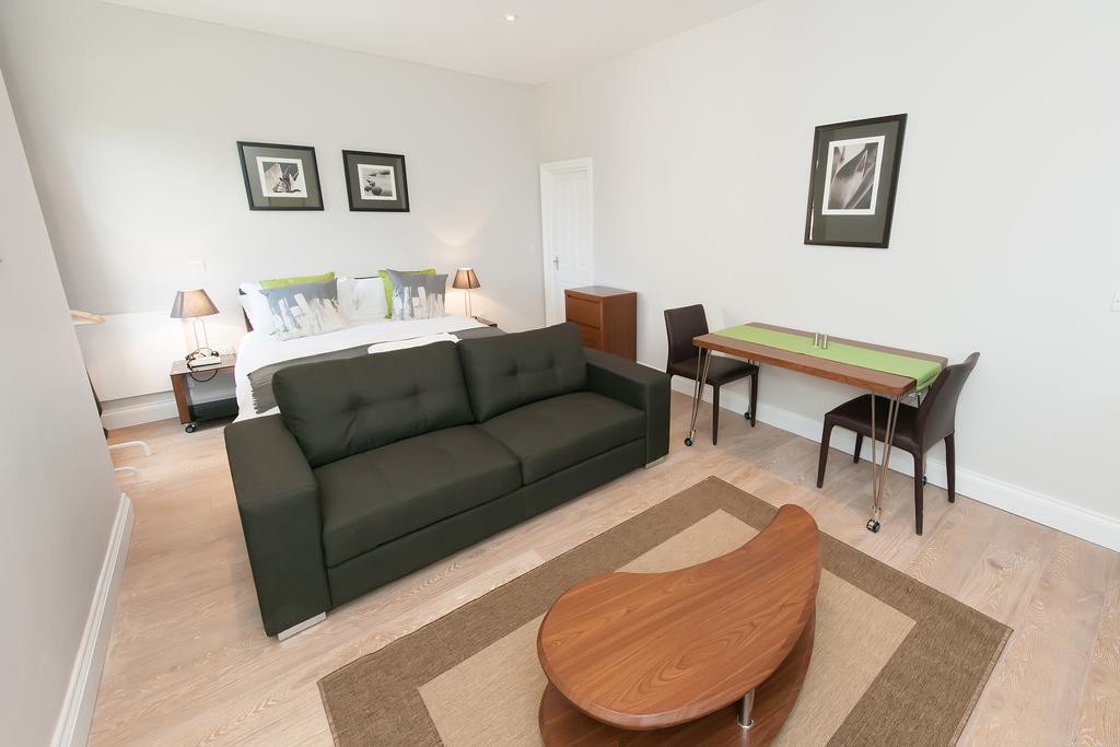 Coldeast Mansion Apartment เซาธ์แธมป์ตัน ภายนอก รูปภาพ