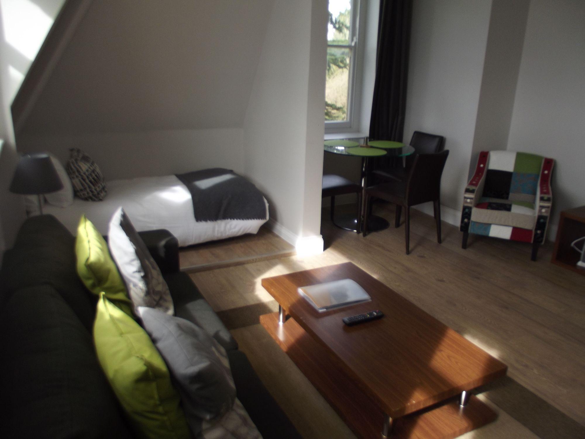 Coldeast Mansion Apartment เซาธ์แธมป์ตัน ภายนอก รูปภาพ
