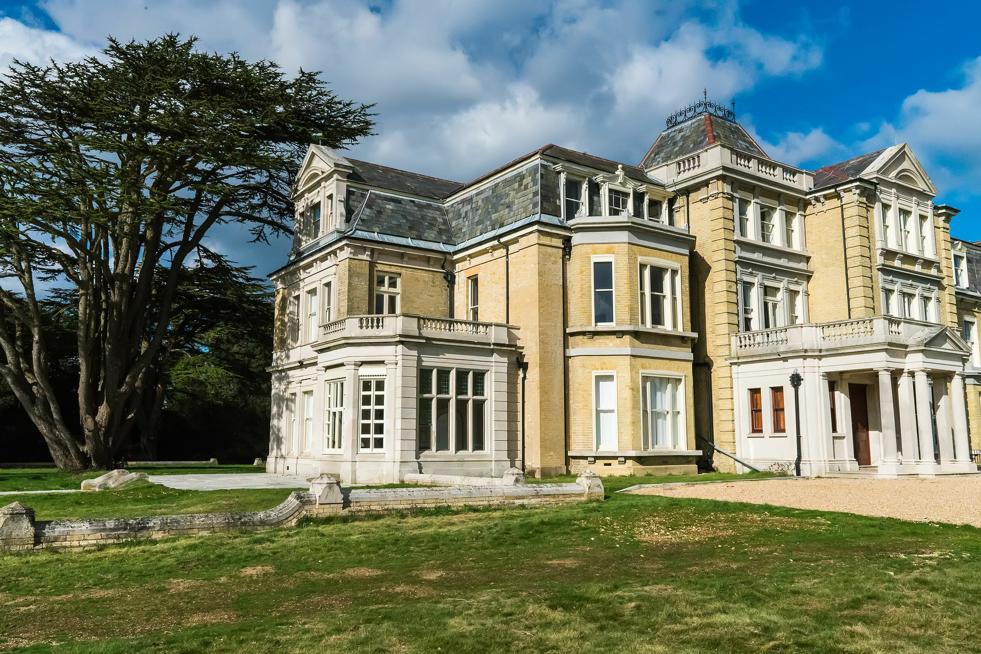 Coldeast Mansion Apartment เซาธ์แธมป์ตัน ภายนอก รูปภาพ